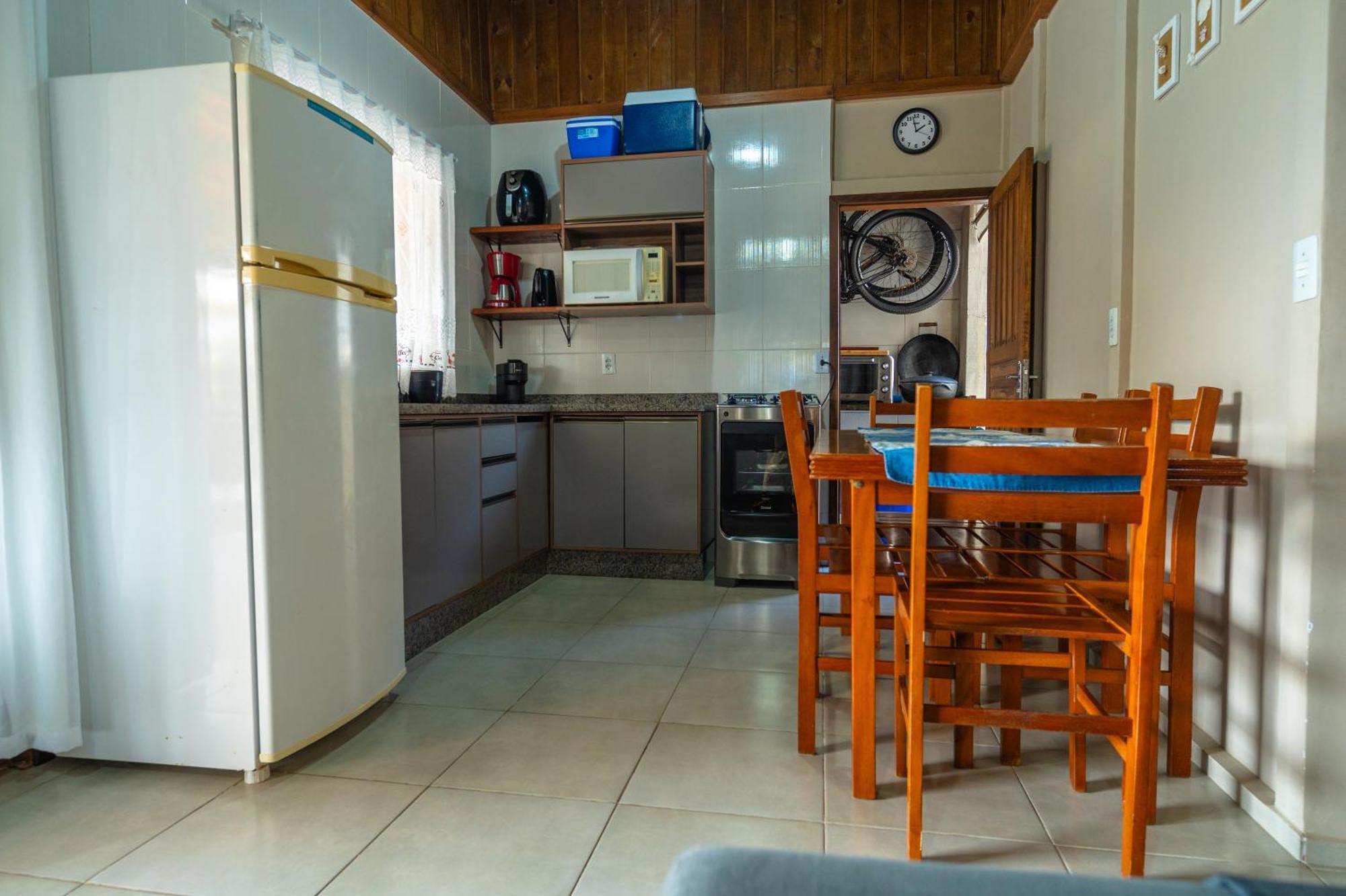 Casa Com Varanda Incrivel - Sinuca, Pepolim, Piscina, Praca De Fogo - Proximo Ao Parque Beto Carrero World *